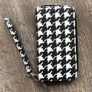 Houndstooth Clutch Purse